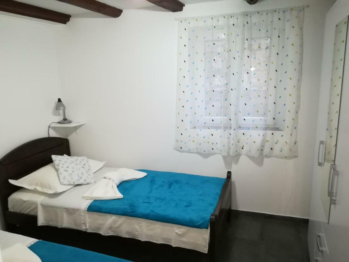 Maroza Apartment Split Bagian luar foto